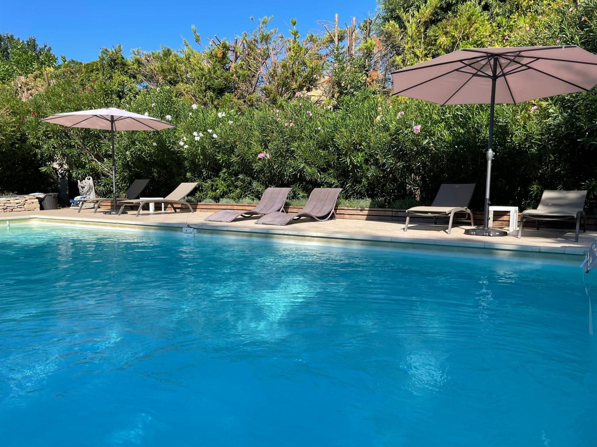 La Petite Rive - Les Oliviers Villa Velleron Екстериор снимка
